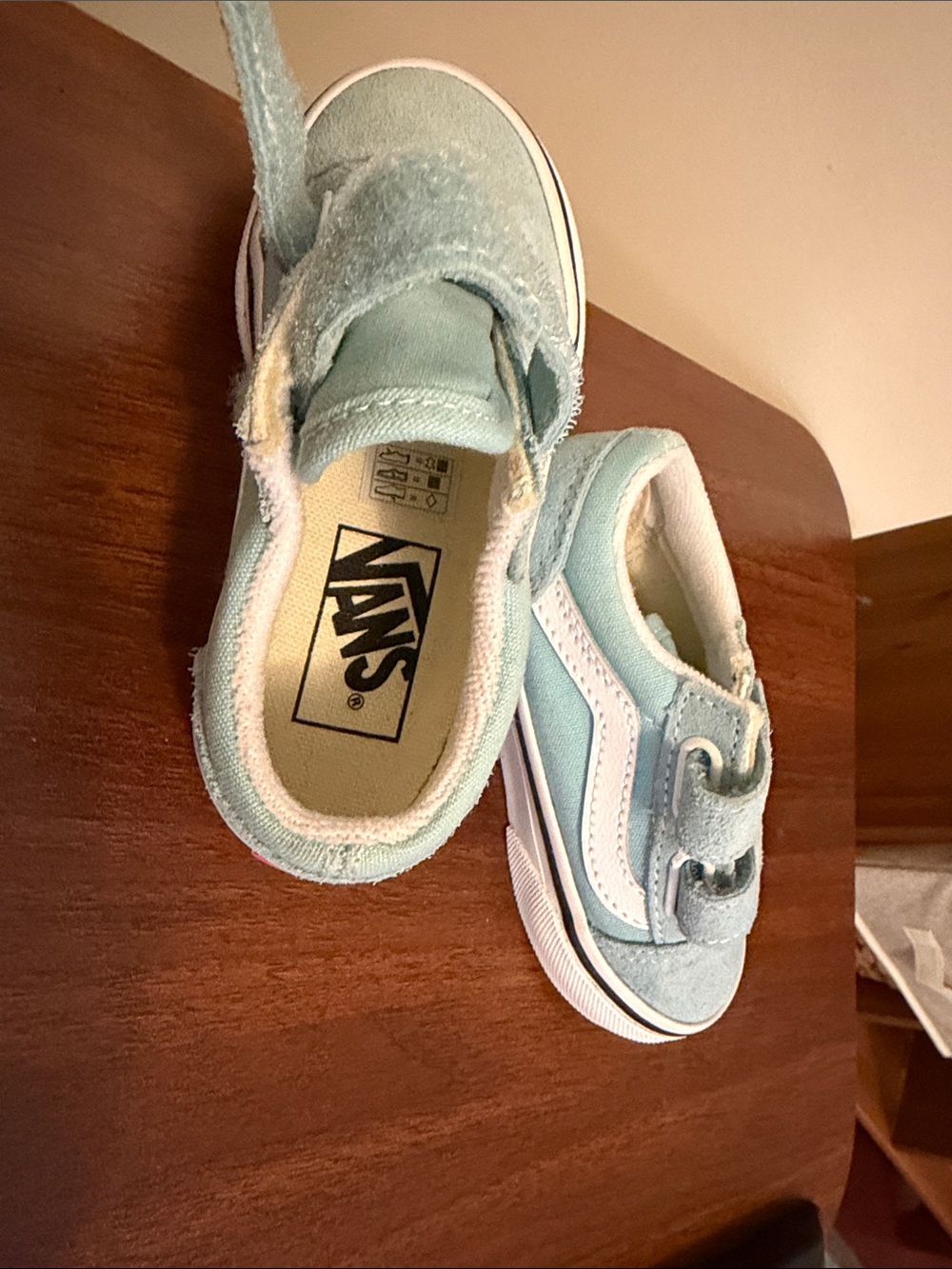 Vans Kids Light Blue Old Skool Velcro Sneakers